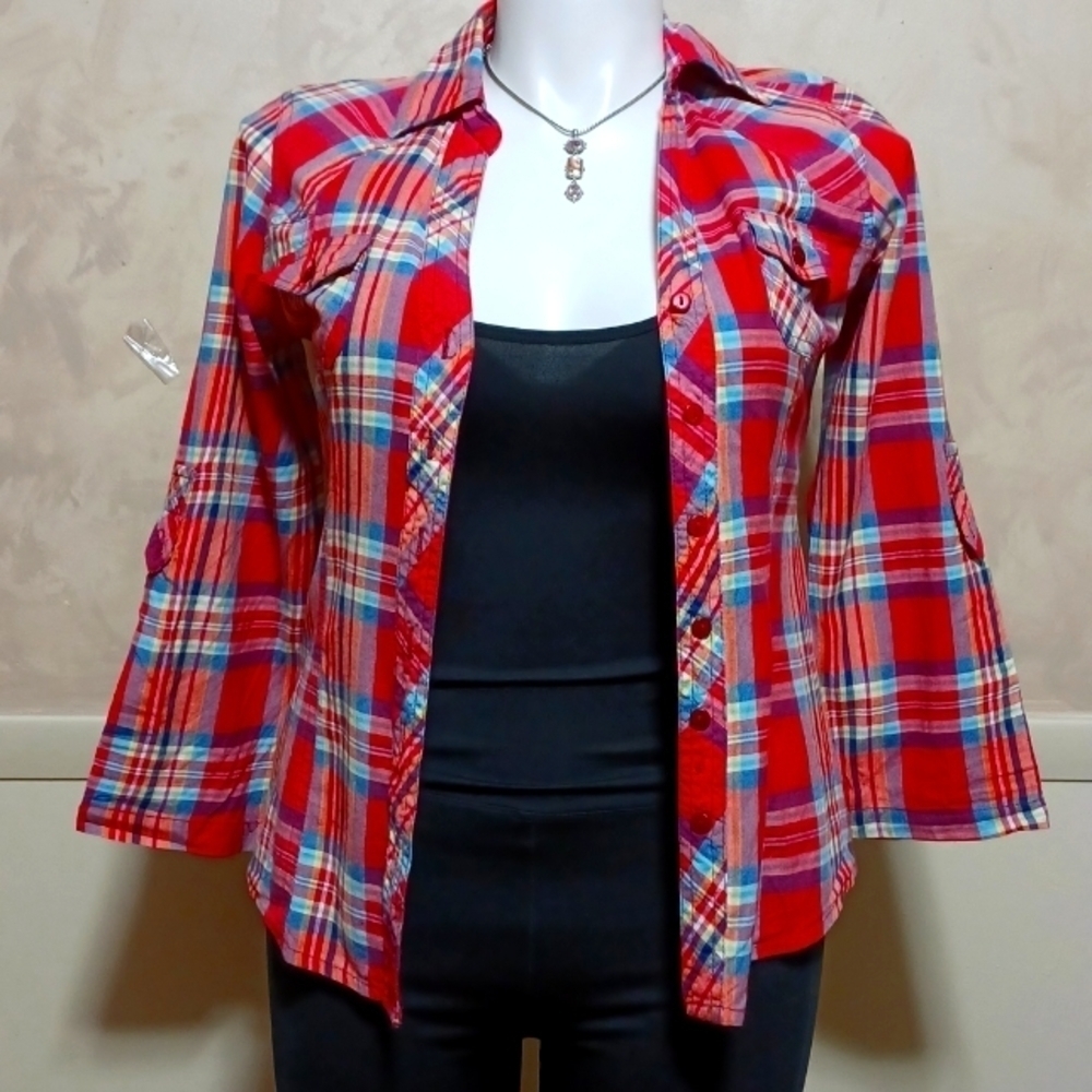 Passport womens top size M in country girl plaid